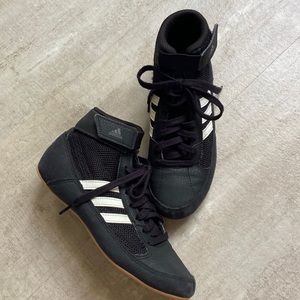 Adidas wrestling shoes kids size 4